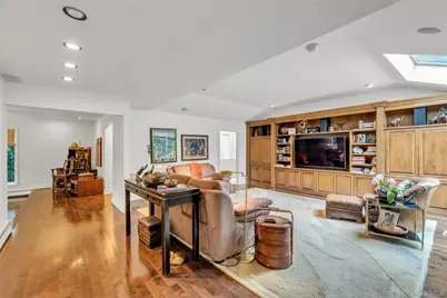 74 Woods Drive, East Hills, NY 11576 - Photo 9