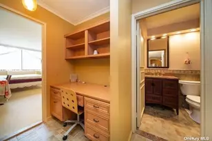 2 Bay Club Dr, Bayside, NY 11360 - Photo 11