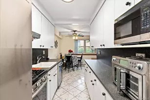 151-25 88th St, Howard Beach, NY 11414 - Photo 7