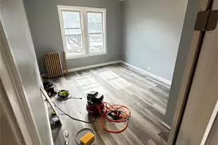 1661 E 172nd St, Bronx, NY 10472 - Photo 17