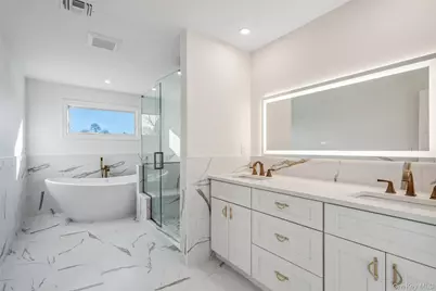 19 Cypress Avenue, Bethpage, NY 11714 - Photo 13