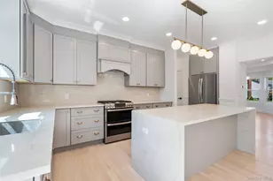 19 Cypress Ave, Bethpage, NY 11714 - Photo 7