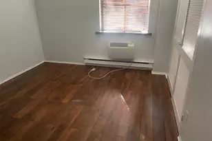 530 Hudson Ave, Cedarhurst, NY 11516 - Photo 7