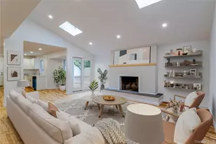 23 Waterford Dr, Wheatley Heights, NY 11798 - Photo 9