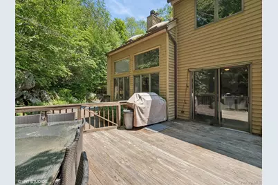 212 Elmwood Road, South Salem, NY 10590 - Photo 27