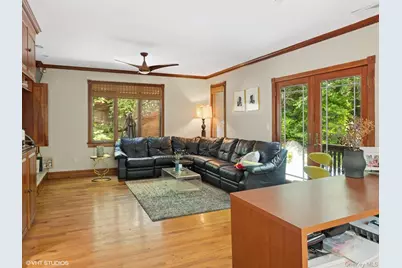 212 Elmwood Road, South Salem, NY 10590 - Photo 7