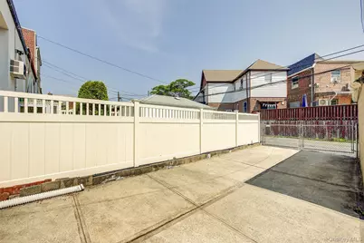 82-91 Caldwell Avenue, Middle Village, NY 11379 - Photo 5