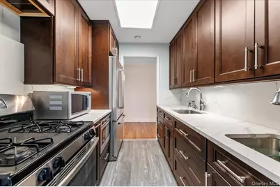 833 Central Avenue #3M, Far Rockaway, NY 11691 - Photo 13