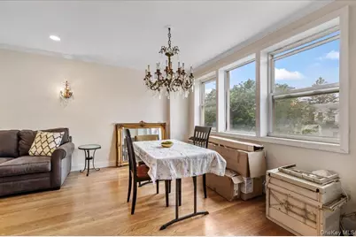 833 Central Avenue #3M, Far Rockaway, NY 11691 - Photo 9