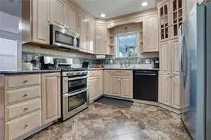 2-12 Beach 118th St, Rockaway Park, NY 11694 - Photo 19