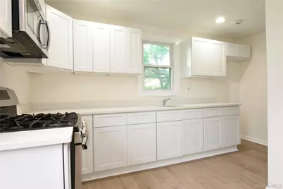 24 Parsons Drive, Hempstead, NY 11550 - Photo 5