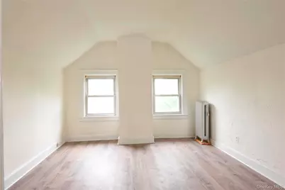 24 Parsons Drive, Hempstead, NY 11550 - Photo 17