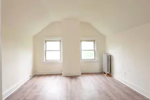 24 Parsons Dr, Hempstead, NY 11550 - Photo 17