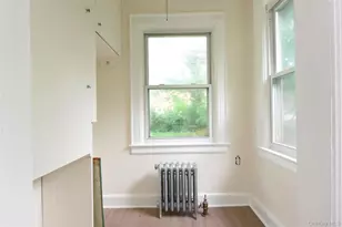 24 Parsons Dr, Hempstead, NY 11550 - Photo 9