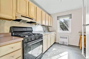 29-49 137th St, Flushing, NY 11354 - Photo 11