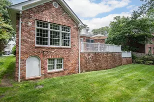 38 Mason Dr, Manhasset, NY 11030 - Photo 37