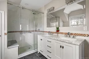 38 Mason Dr, Manhasset, NY 11030 - Photo 19