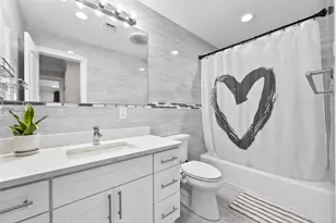 5 Vera Ave, Plainview, NY 11803 - Photo 3