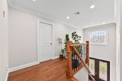 5 Vera Avenue, Plainview, NY 11803 - Photo 9