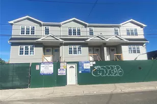 340 Beach 46th St, Far Rockaway, NY 11691 - Photo 1