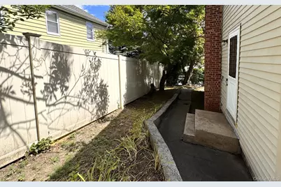 45 Aka 47 Portland Place, Yonkers, NY 10703 - Photo 15