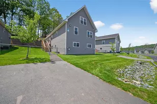 22 Torah Cir, Fallsburg, NY 12733 - Photo 5