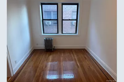 61-40 Saunders Street #D24, Rego Park, NY 11374 - Photo 3