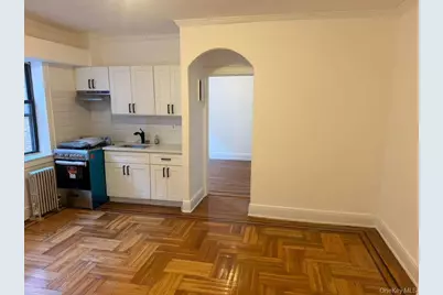 61-40 Saunders Street #D24, Rego Park, NY 11374 - Photo 17