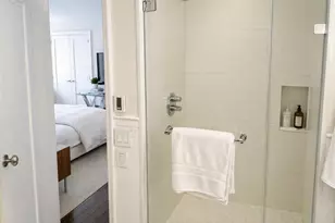 200 E 66th St, New York, NY 10065 - Photo 13