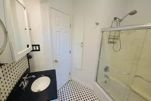 1114 1st Ave, New Hyde Park, NY 11040 - Photo 17