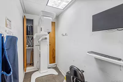 13347 Sanford Avenue #C1B, Flushing, NY 11355 - Photo 17