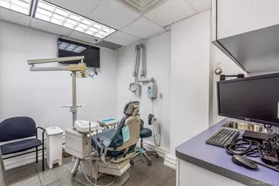 13347 Sanford Avenue #C1B, Flushing, NY 11355 - Photo 1