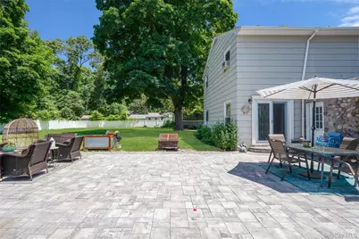 5 Fox Road, Middle Island, NY 11953 - Photo 5