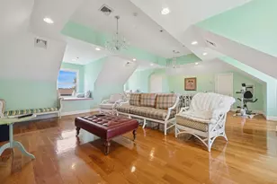 123 Lake Dr, Hewlett, NY 11557 - Photo 35