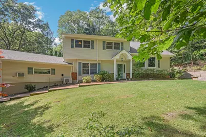 23 Whistler Hill Lane, East Northport, NY 11743 - Photo 3