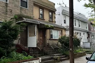 85-30 101st St, Richmond Hill, NY 11418 - Photo 3