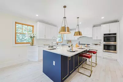 351 Hollywood Avenue, Douglaston, NY 11363 - Photo 23