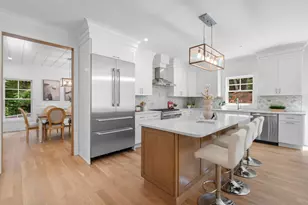 32 Middleville Rd, Northport, NY 11768 - Photo 13