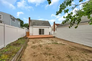 189 Jacob St, Elmont, NY 11003 - Photo 31