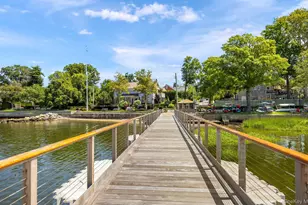 42-30 Douglaston Pkwy, Douglaston, NY 11363 - Photo 43