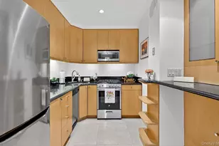 42-30 Douglaston Pkwy, Douglaston, NY 11363 - Photo 9