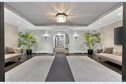 42-30 Douglaston Parkway #5N, Douglaston, NY 11363 - Photo 3