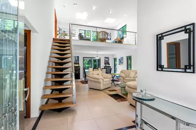 6 Strathmore Ct., Southampton, NY 11960 - Photo 3