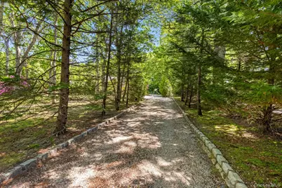 6 Strathmore Ct., Southampton, NY 11960 - Photo 9