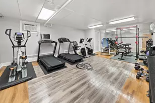 2035 Central Park Ave, Yonkers, NY 10710 - Photo 11