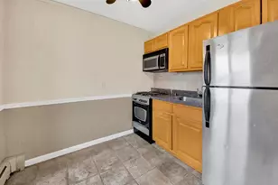 2035 Central Park Ave, Yonkers, NY 10710 - Photo 9