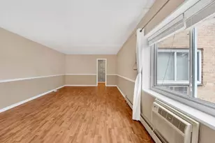 2035 Central Park Ave, Yonkers, NY 10710 - Photo 3