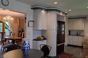 81-77 Utopia Pkwy, Jamaica, NY 11432 - Photo 23