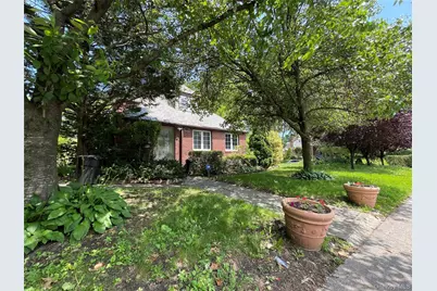 8177 Utopia Pkwy, Jamaica, NY 11432 - Photo 45