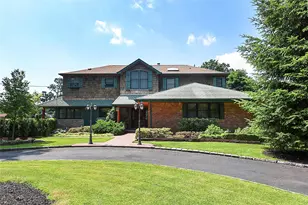 19 Marietta Rd, Glen Cove, NY 11542 - Photo 3